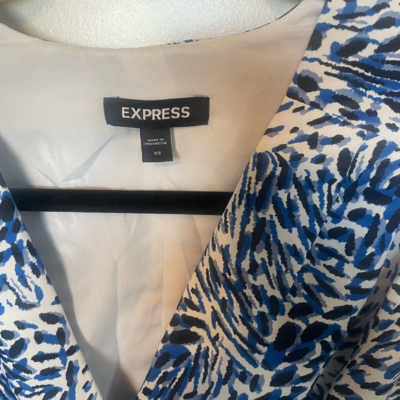 Express Blue and White Patterned Dress - Picture 5 of 5